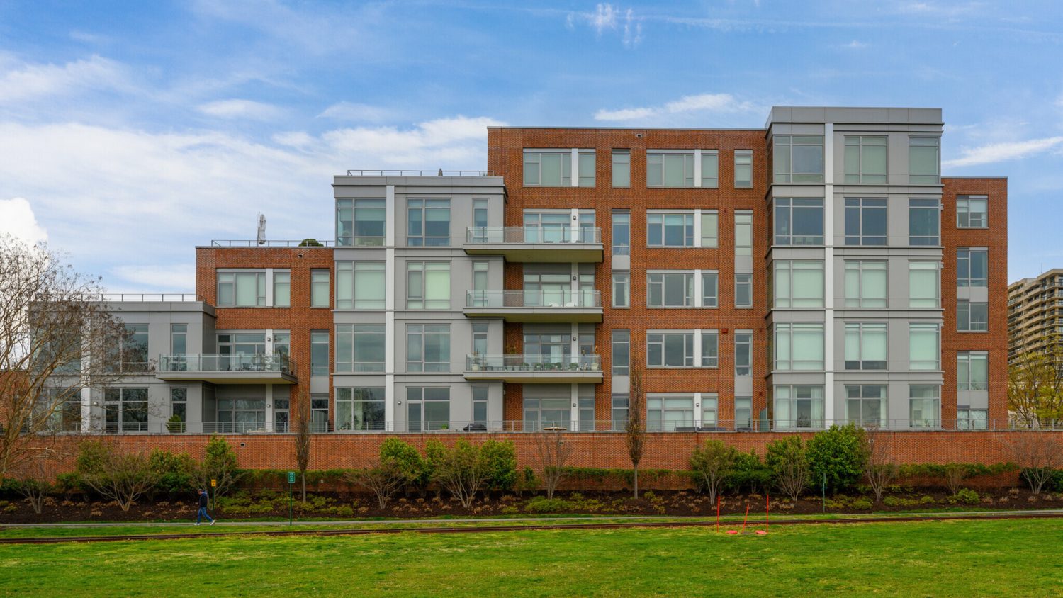 Modern Alexandria homes